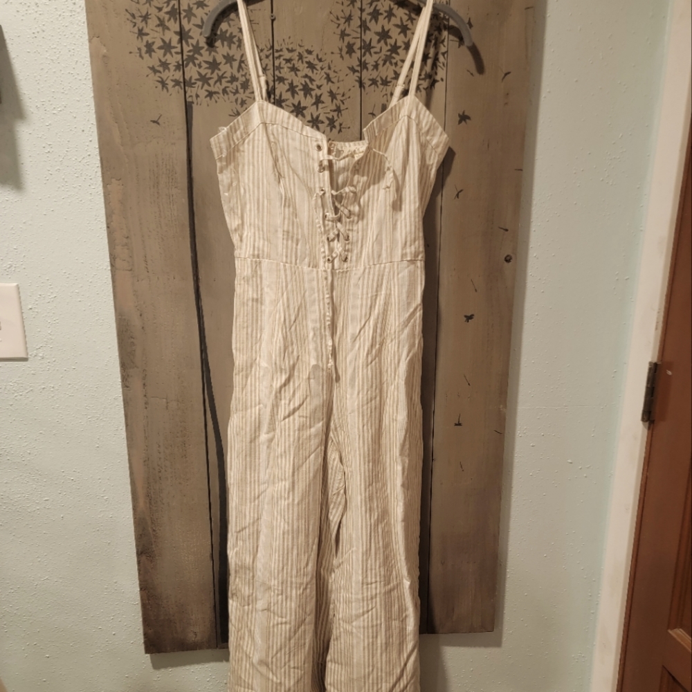 Romper - Picture 1 of 3